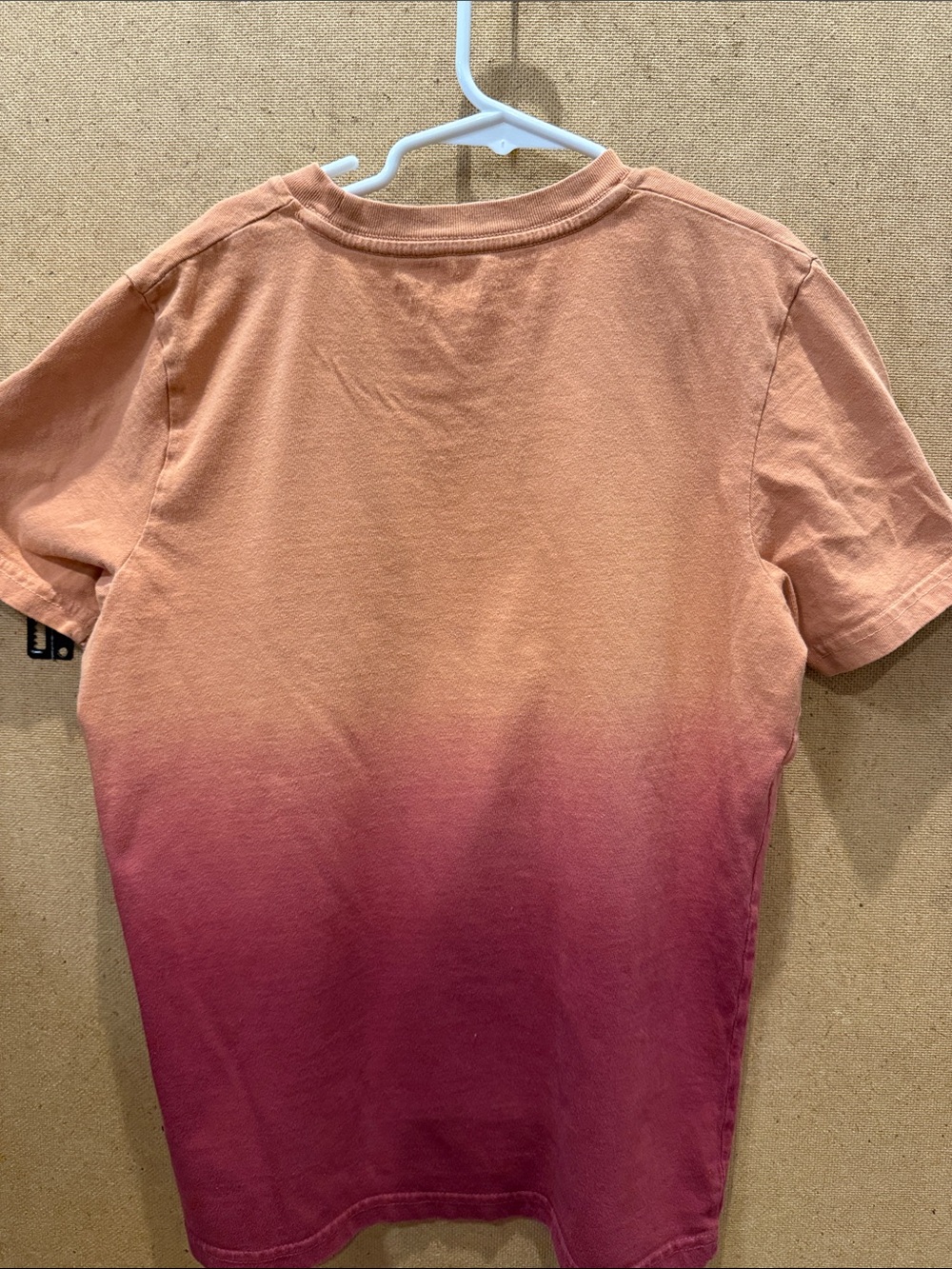 abercrombie kids boys Orange-to-Burgundy Ombre Sriracha Graphic Tee - Picture 4 of 4